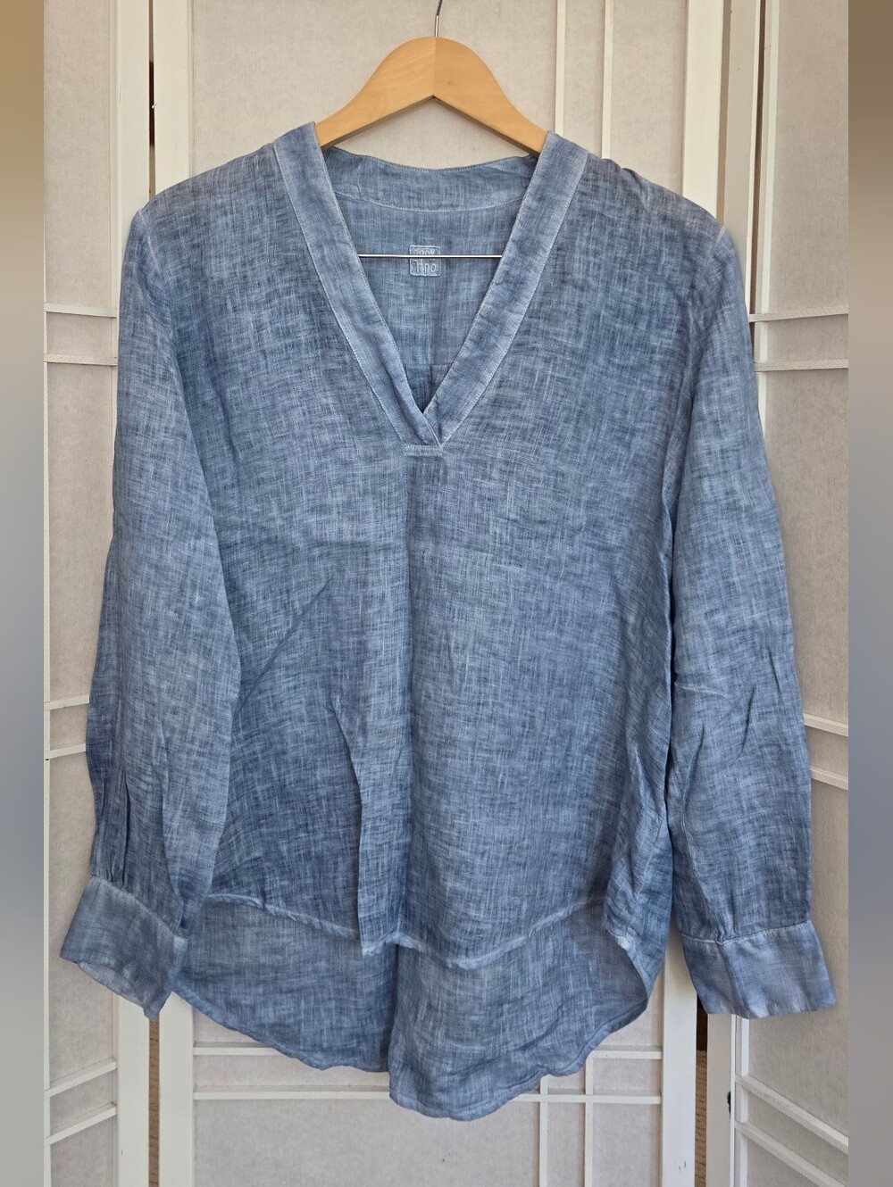 120% Lino Light Wash Blue V-Neck Tunic Shirt